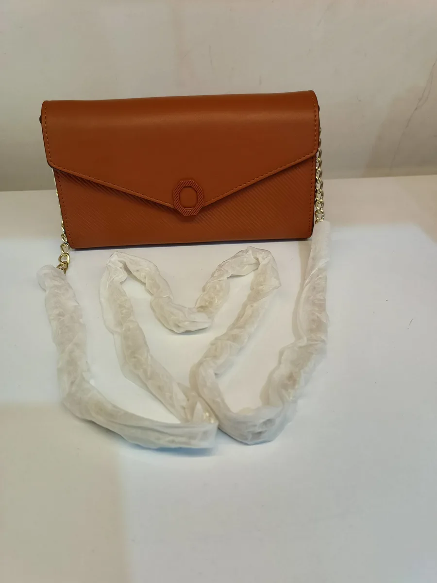 Kahverengi Deri Omuz Çantası - Zincir Askılı